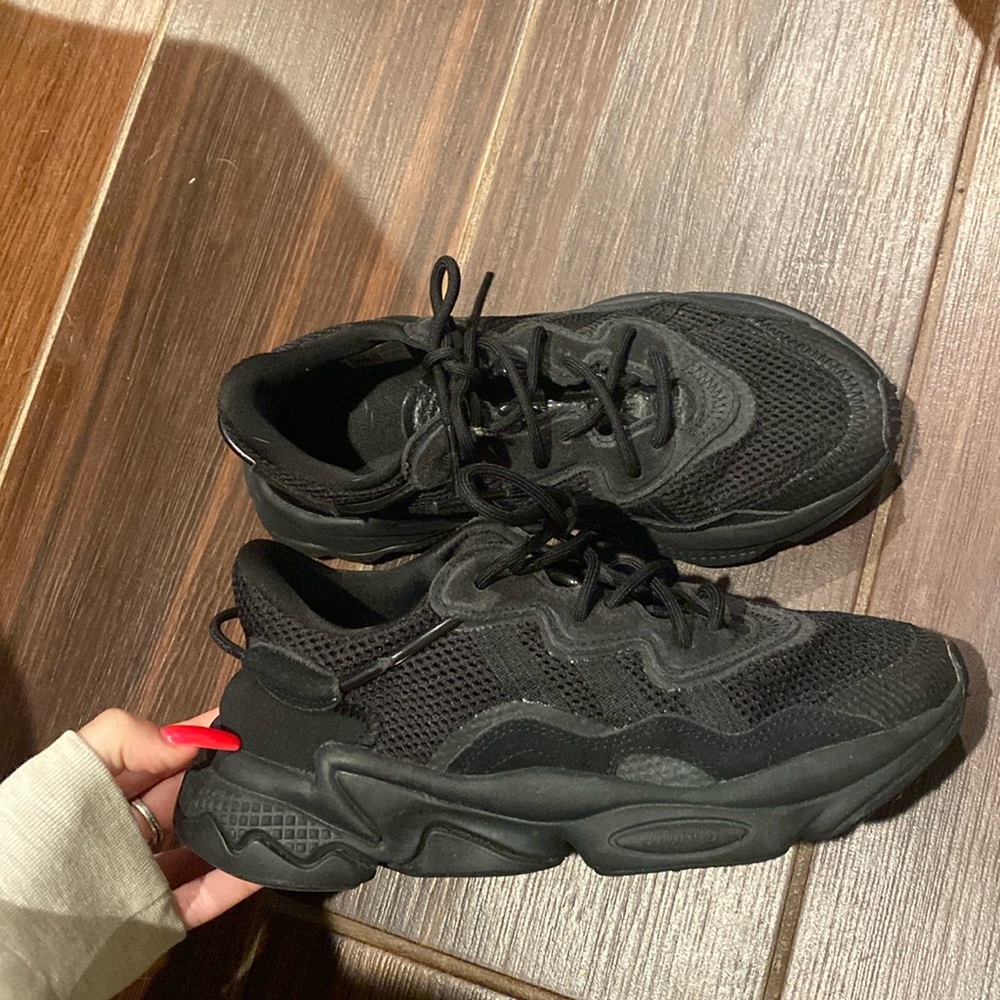 Adidas Ozweego Sneakers